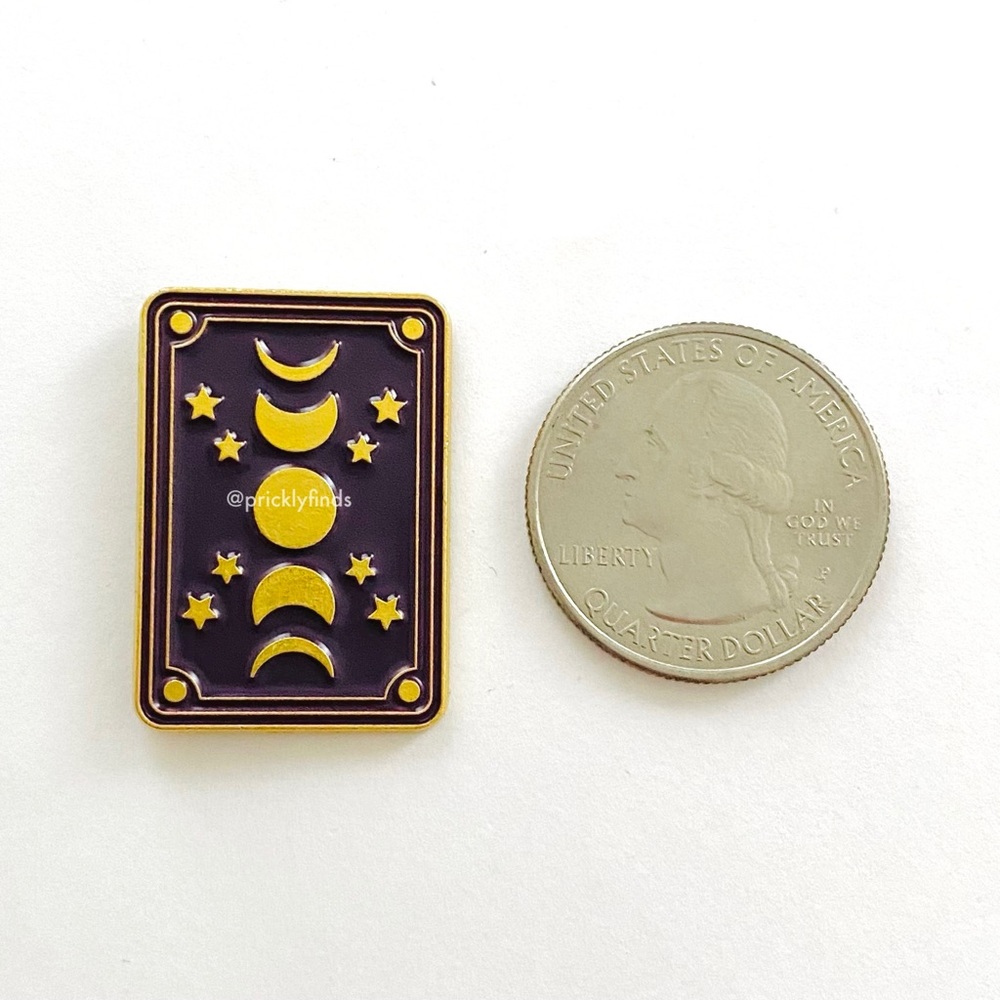 8/$40 Moon Phases Tarot Card Enamel Pin - Picture 2 of 3